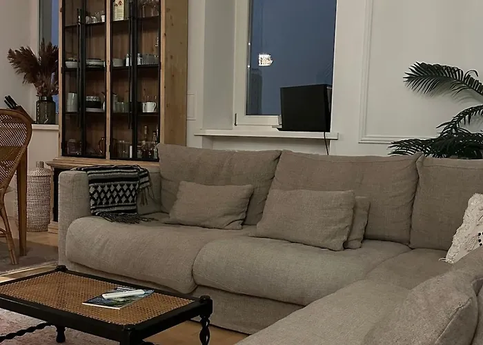 Elegance And Chique In The Heart Of *