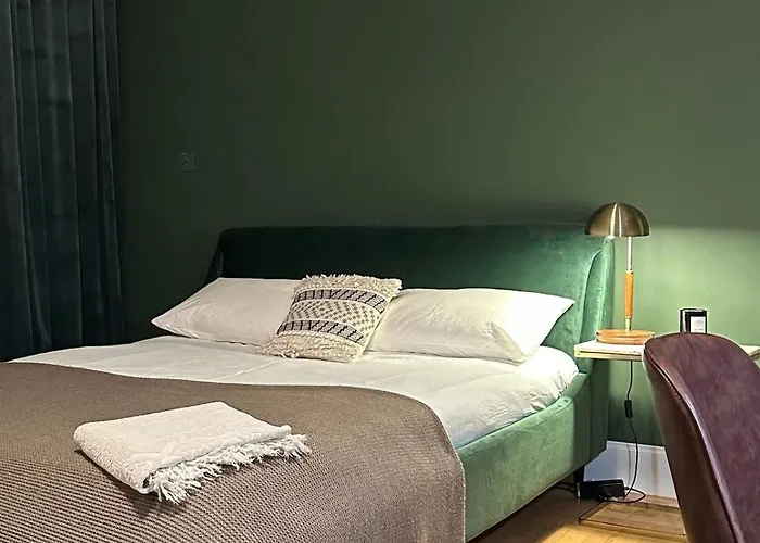 Elegance And Chique In The Heart Of