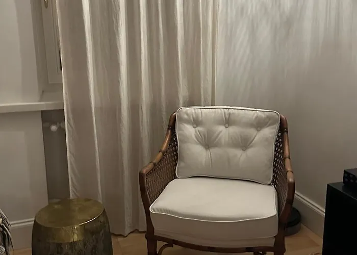 Elegance And Chique In The Heart Of * Warszawa