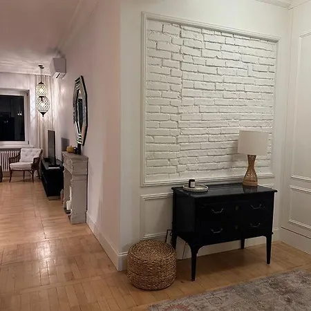 Elegance And Chique In The Heart Of Апартаменты